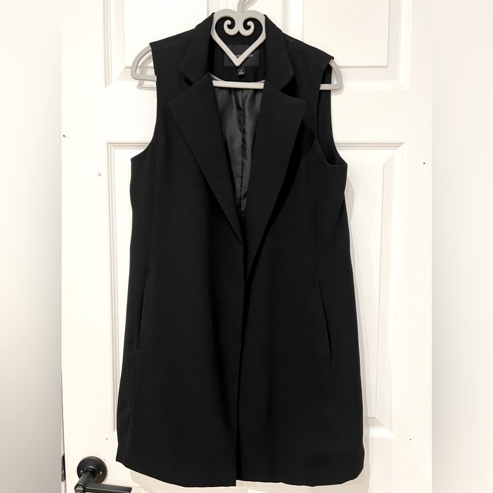 Banana Republic Sleeveless Blazer